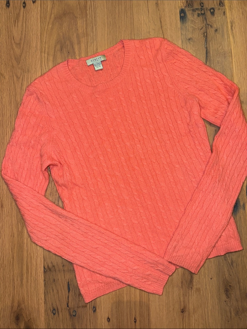 Geneva Cashmere Coral Cable-Knit Crewneck Sweater M